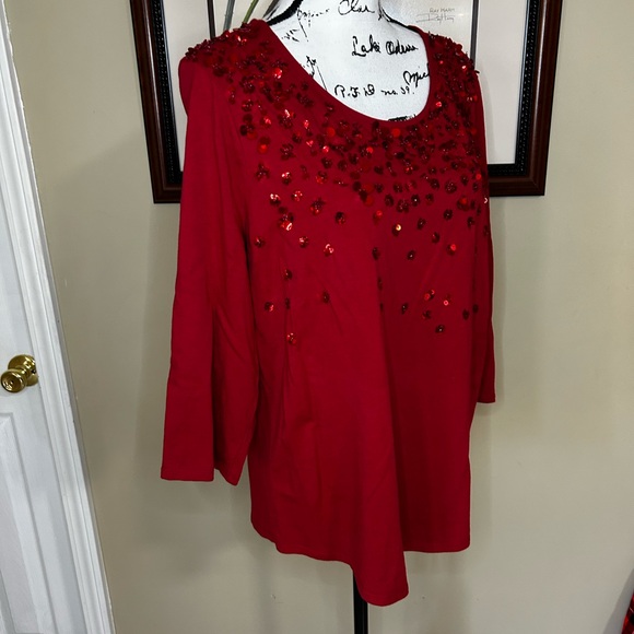 5/$15 Chicos Red Sequin Embellished Top Shirt Size 2 Large - Picture 4 of 7